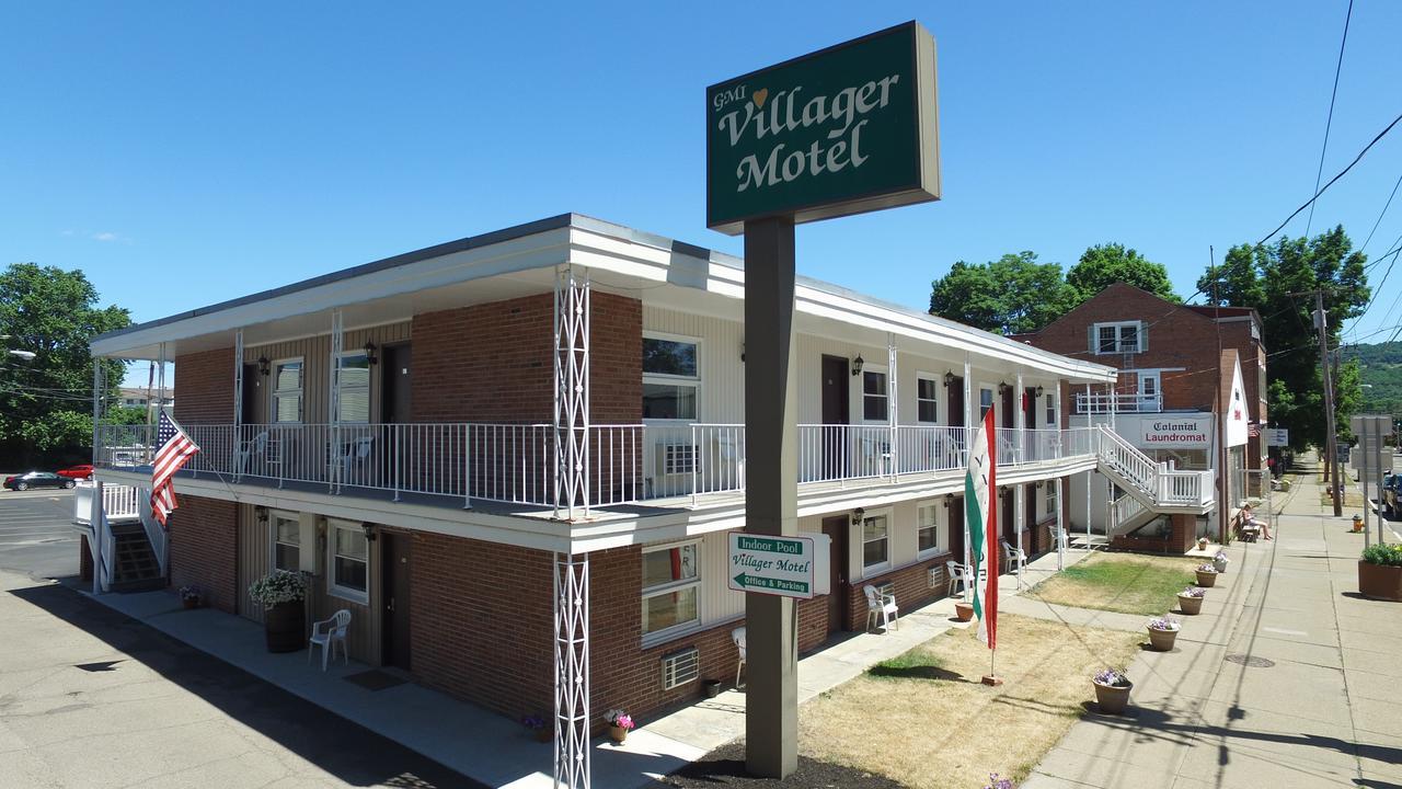 ווטקינס גלן Villager Motel & Glen Manor Estate מראה חיצוני תמונה